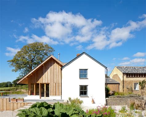 Devon Contractors breaks ground at Venn Farm to boost Mid .